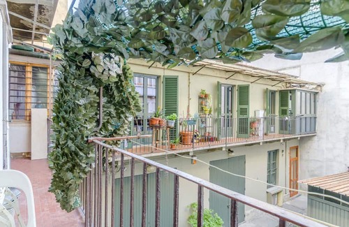 Historic Centre Apartment | Cozy and elegant apartment that can accommodate up to 4 people, located in city center, a 13 minute walk from Porta Nuova railway and metro station, and 10 minutes walk from Piazza Vittorio Veneto, Valentino Park and the renowned Via Lagrange, an ideal s