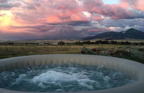 Livingston House | Cozy and Intimate Cabin Rental near Livingston for a Romantic Getaway in Montana