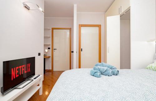Porta Romana Apartment | Cozy and Lovely Home - City Center