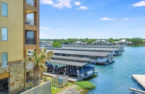 Horseshoe Bay Condo | Cozy and Quaint Condo water view