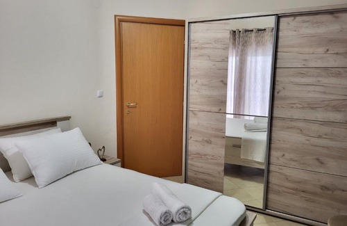 Kavala Apartment | Cozy And Sunny