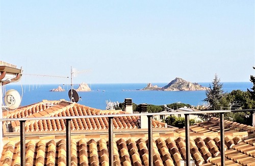 Santa Maria Navarrese House | Cozy apartment with sea view terrace