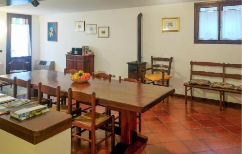 San Pietro di Feletto Apartment | Cozy Apartment In San Pietro Di Feletto