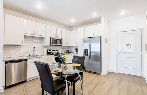 Lake Buena Vista Apartment | Cozy Apartment 10 mins to Disney