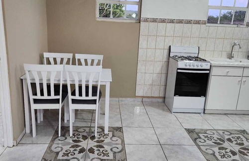 Fontein Apartment | Cozy Apartment, for a relaxing, breath taking experience. Home away from home.
