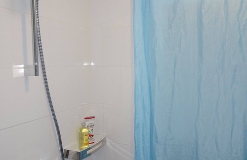 Zagreb Apartment | Cozy apartment in a quiet family neighborhood in Zagreb, near Maksimir Park.