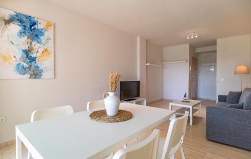 Almerimar Apartment | Cozy Apartment In Almerimar With Wifi