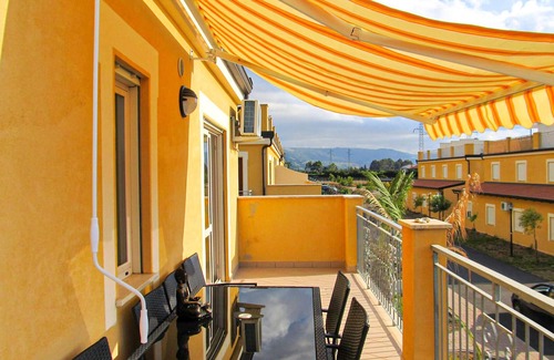Pizzo Apartment | Cozy apartment in Pizzo with WiFi