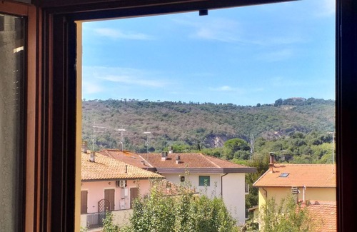 Lastra a Signa Apartment | Cozy apartment in the Tuscan hills 12 km from Florence