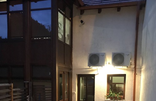 Brasov Apartment | Cozy apartment is a situated Schei, the old Romanian district of Brasov.