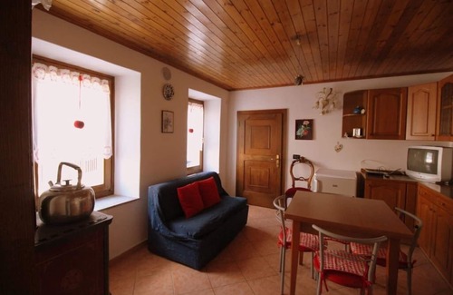 Lozzo di Cadore Apartment | Cozy apartment in the Dolomites