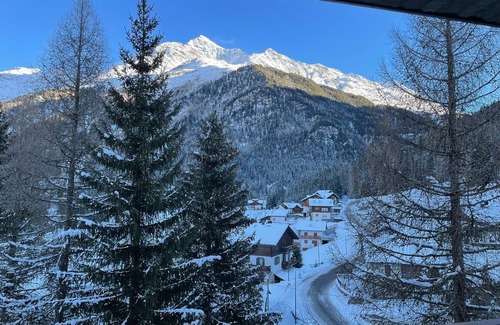 Santa Caterina Valfurva Apartment | Cozy apartment, directly on the ski slopes