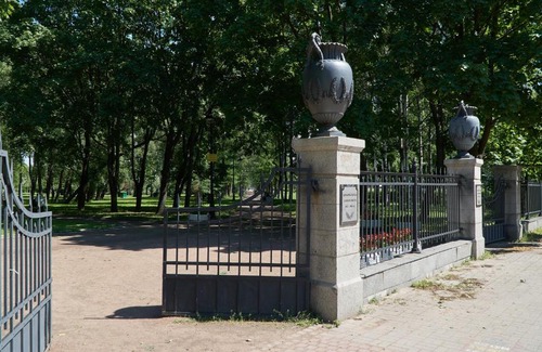 Moscow Outpost District Apartment | Cozy Apartment Park Pobedy