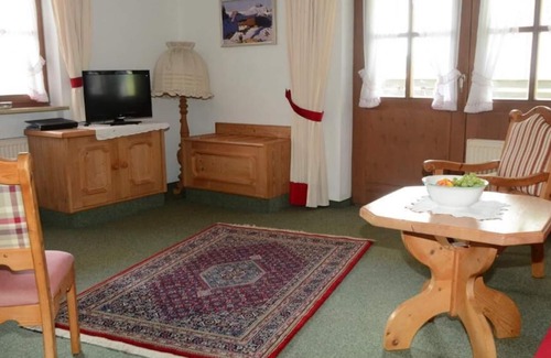 Entfelden Apartment | Cozy apartment Untersberg with kitchen and sunny balcony 45sqm