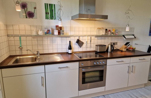 Lubmin Apartment | Cozy apartment with a small garden, close proximity to the beach and promenade