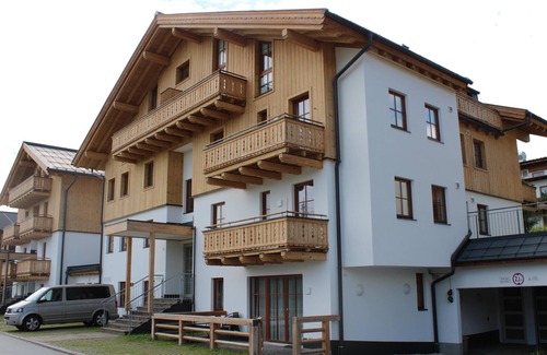 Hochkrimml Apartment | Cozy apartment with mountain view and close to the slopes in the Zillertal Arena