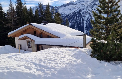 Hochkrimml Apartment | Cozy apartment with mountain views and close to the slopes
