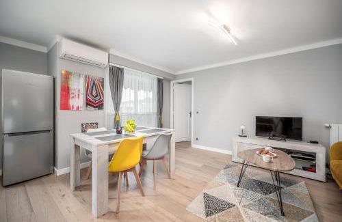 Mont Boron Apartment | Cozy Appartement close to Port of Nice