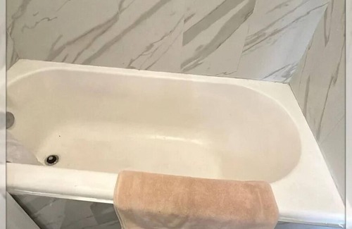 Westlake Apartment | Cozy APT in the Heart of DTLA!