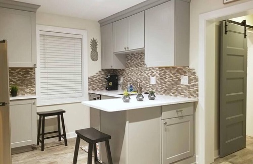 Winston - Salem House | Cozy Ardmore Cottage Basement Apartment
