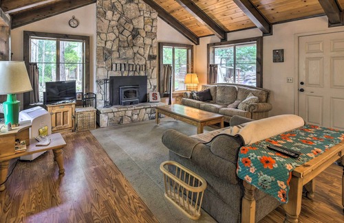 Arnold House | Cozy Arnold Hideaway w/ Serene Wooded Views & Deck