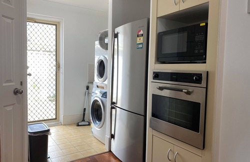 Balcatta House | Cozy Balcatta Home