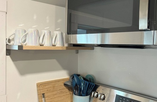 Ocean Park Apartment | Cozy beach apartment steps from the ocean, Kinney Shores, ME. Newly renovated!