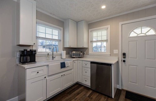 Blowing Rock House | Cozy Blowing Rock Retreat: 1BR, Free Parking