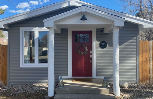 Buena Vista House | Cozy Buena Vista Cottage near Downtown STR-139