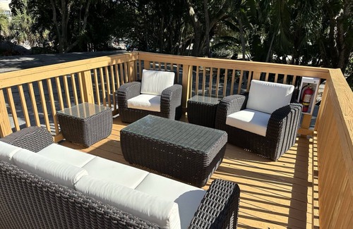 Hillsboro Beach Apartment | Cozy Bungalow with Private Beach Access