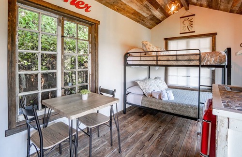 Carmel House | Cozy Bunk House w/ Luxury Tent