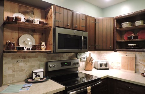 Robbinsville Cabin | Cozy cabin, Babbling Brook & Mountain View w/fast Wi-Fi