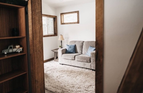 Kamiah House | Cozy Cabin, Beautiful Views, Great Location, Romantic Get Awag