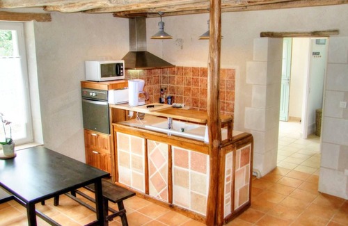 Mazieres-de-Touraine Cottage | Cozy cabin near woods, pet-friendly, private garden