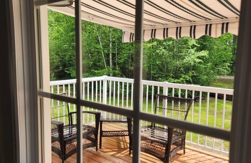 Killaloe Cottage | COZY CABIN IN THE WOODS FOR 2. SPACIOUS WELL APPOINTED. NEW LISTING!