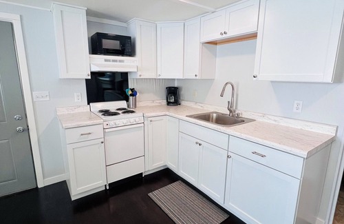 Waubay Cabin | Cozy cabin in Waubay with WiFi, AC. Enjoy a relaxing getaway! Fantastic fishing!