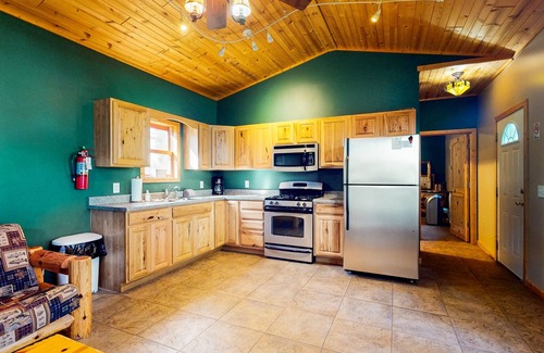 Mercer Cabin | Cozy Cabin located on the Turtle Flambeau Flowage, great for all seasons!