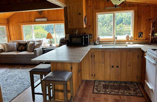 Rangeley House | Cozy Cabin on Rangeley Lake