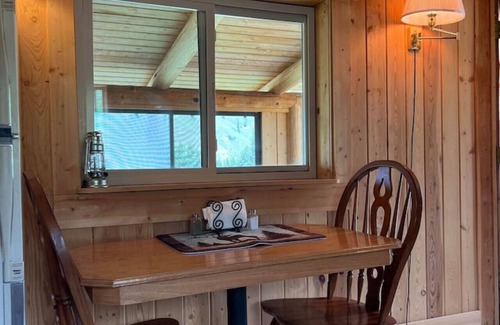 Conner Apartment | Cozy Cabin | Oxen-Le-Fields Montana