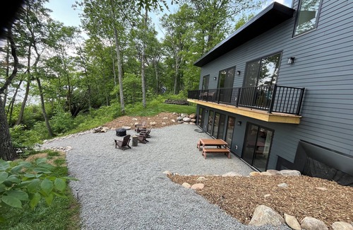 Crosby Cabin | Cozy Cabin Retreat on Rabbit Lake