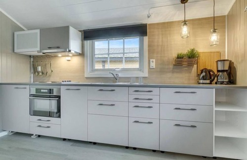 Ballangen Cabin | "Cozy cabin surrounded by nature and fjords, perfect for a peaceful moment."