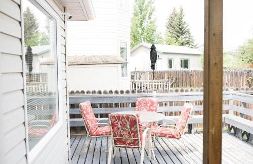 Country Hills Apartment | Cozy Calgary Hideaway