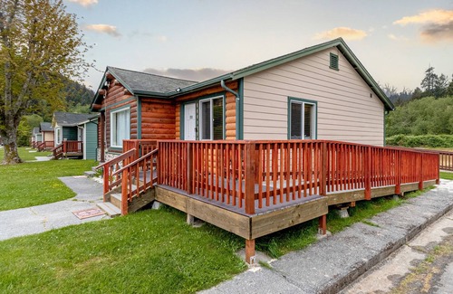 Orick Apartment | Cozy Cali Retreat W/ Easy Access to Redwoods, Free WiFi, & More!