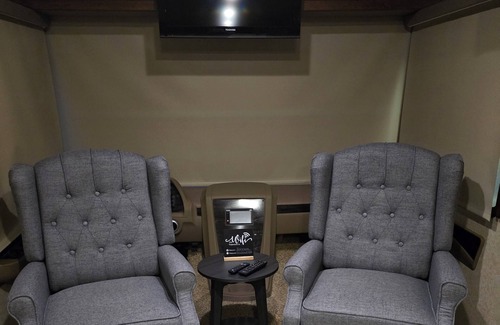 Key Largo RV Rental | Cozy campground in tranquil Key Largo