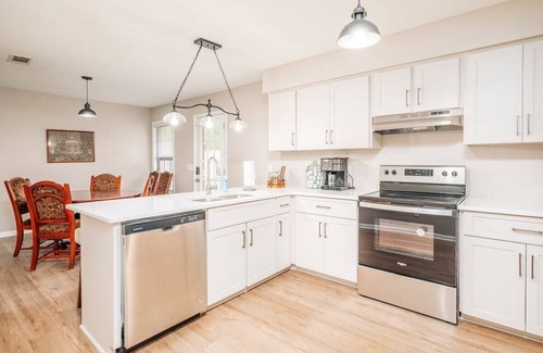 Starkville House | Cozy | Central | Retreat