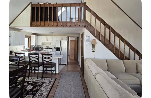 Thornhurst Ski Chalet | Cozy chalet in peaceful Arrowhead lake few minutes from the lake and beach
