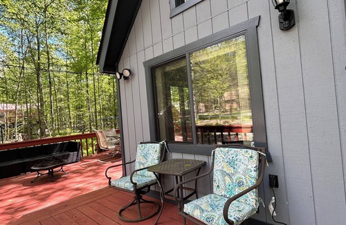 Thornhurst Ski Chalet | Cozy chalet in peaceful Arrowhead lake few minutes from the lake and beach