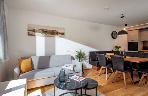 Hopfgarten im Brixental Apartment | Cozy chalet invites you to feel good
