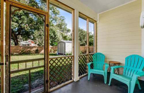 Thunderbolt House | Cozy Charmer in Town