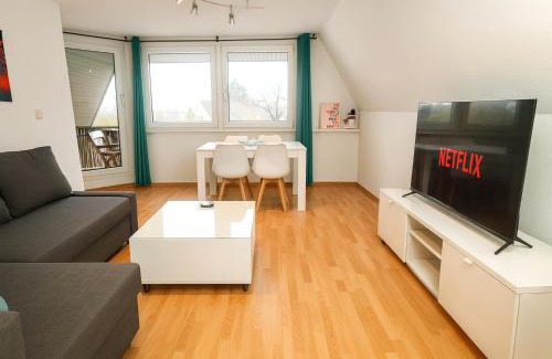 Ratingen Apartment | Cozy City Apartments 2, 2-Room Flat for Vacation & Messe Düsseldorf, Perfect Connectivity